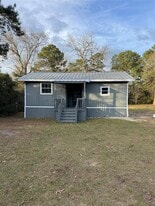 1478 Apache Dr in Montgomery, TX - Building Photo