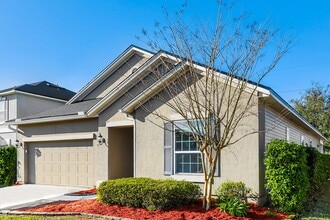 1030 Wetland Ridge Cir in Middleburg, FL - Building Photo - Building Photo