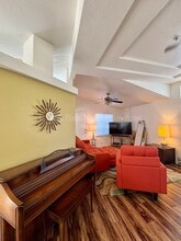 580 Silverbrook Dr in El Cajon, CA - Building Photo - Building Photo