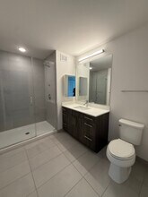 150 W Superior St, Unit 2738 in Chicago, IL - Building Photo - Building Photo