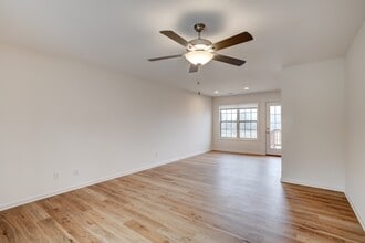 816 S Old Sevierville Pike in Seymour, TN - Building Photo - Building Photo
