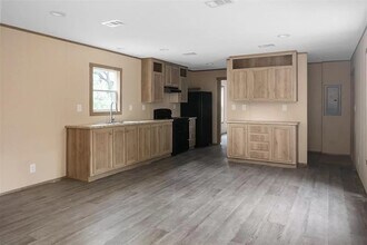 104 Skylark Dr in Mabank, TX - Building Photo - Building Photo