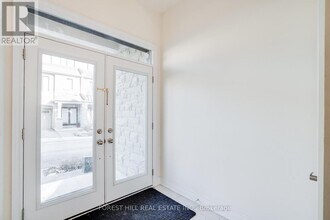 41 Hiawatha Ct. in Vaughan, ON - Building Photo - Building Photo