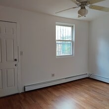 250 22nd St, Unit Apt 1 in Brooklyn, NY - Foto de edificio - Building Photo