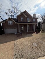 127 Otter Glen Dr in Hendersonville, TN - Building Photo