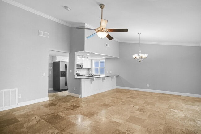 319 L'Atrium Dr in Destin, FL - Building Photo - Building Photo