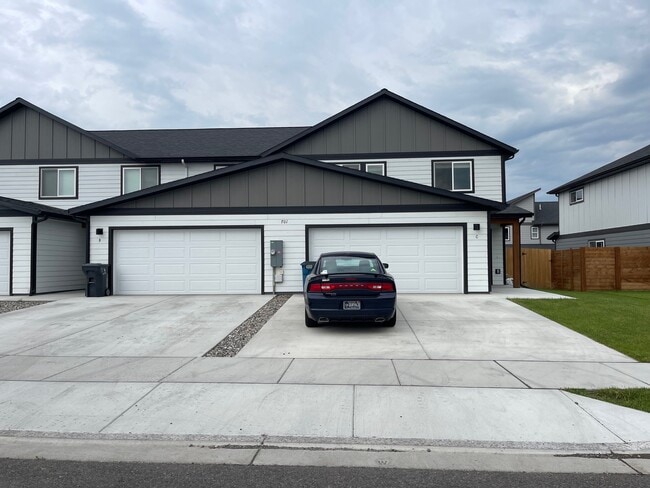 property at 701 Halfpipe St