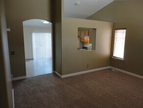 13889 S Friendship Dr in Herriman, UT - Building Photo - Building Photo