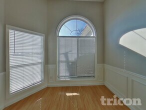 2570 Harbins Mill Dr in Dacula, GA - Foto de edificio - Building Photo