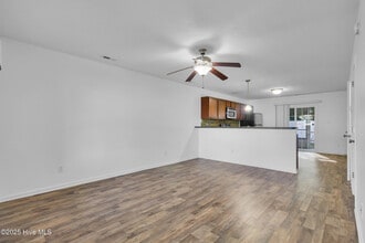 308 Glen Cannon Drive in Jacksonville, NC - Building Photo - Building Photo