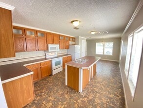 1504 Carlisle Dr in Casselberry, FL - Building Photo - Building Photo