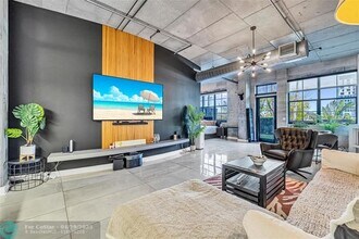 411 NW 1st Ave in Fort Lauderdale, FL - Building Photo - Building Photo