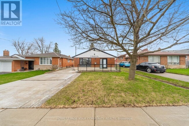 property at 31 Brantwood Dr