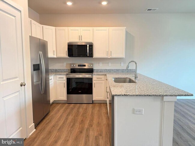 117 Nootka Wy