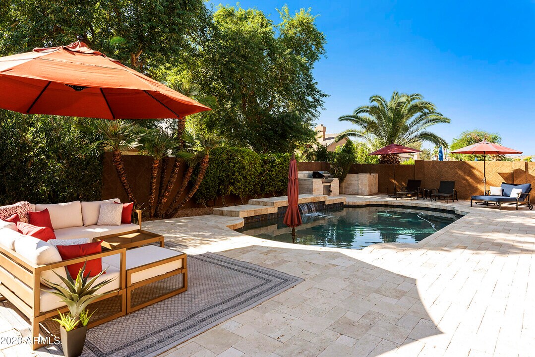 6419 E Betty Elyse Ln in Scottsdale, AZ - Building Photo