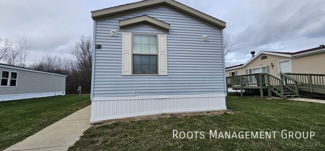 98 Elm Tree in Flint, MI - Building Photo - Building Photo