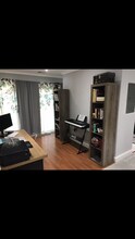 2306 Greenery Ln in Silver Spring, MD - Building Photo - Building Photo
