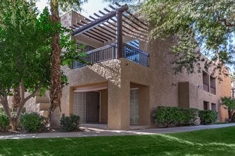 Palos Verdes Villas in Palm Springs, CA - Foto de edificio - Building Photo