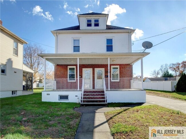 property at 610 Main St