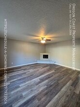 131 Ainslee Ave in Depoe Bay, OR - Building Photo - Building Photo