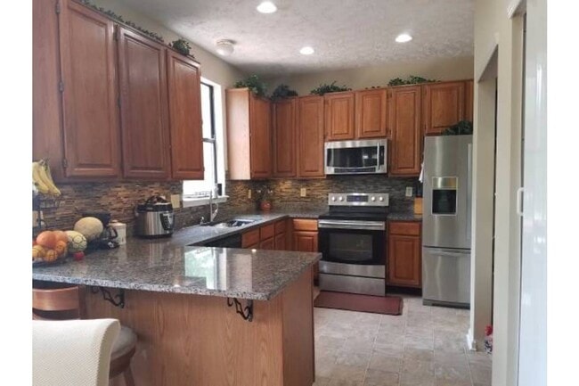 property at 8590 Laurel Ct