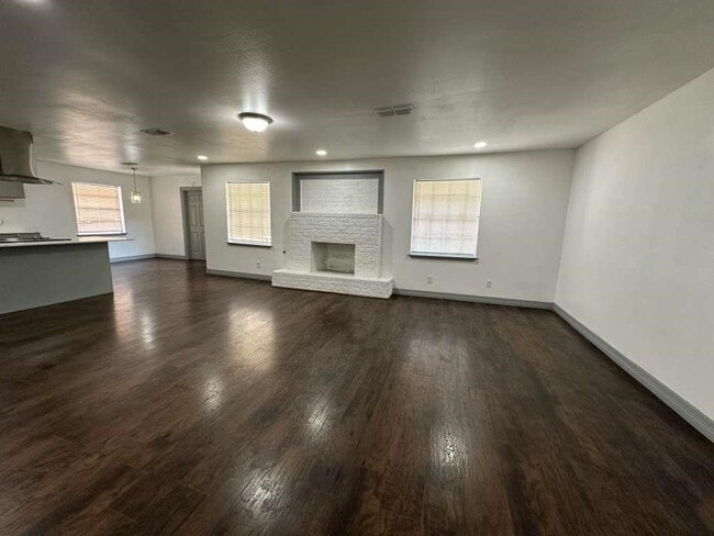 5850 Paisley St in Houston, TX - Building Photo - Building Photo
