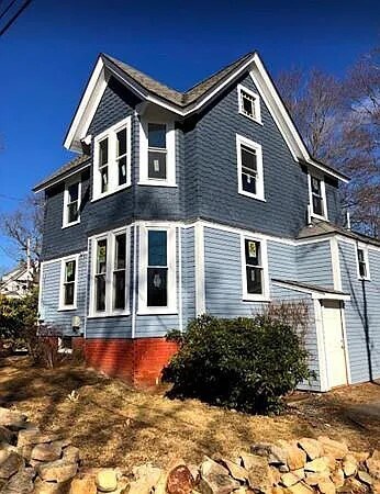 2 Shaw Pl in Foxboro, MA - Building Photo