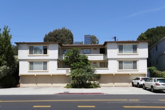 2028 S Beverly Glen Blvd in Los Angeles, CA - Building Photo - Building Photo