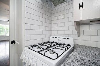 1911 Forest Hill Blvd in Houston, TX - Building Photo - Building Photo