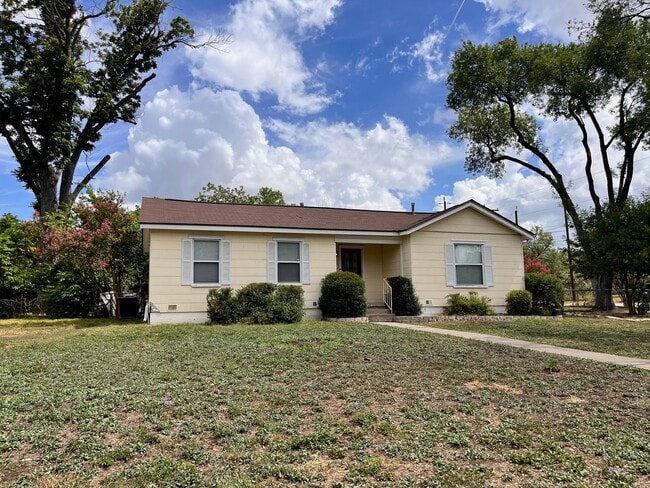 357 Irvington Dr