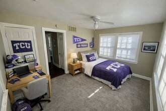 3232 Cockrell Ave in Fort Worth, TX - Building Photo - Building Photo