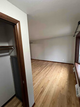 1827 Sahara Ct in Green Bay, WI - Foto de edificio - Building Photo
