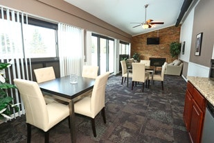 Westgate VI in Novi, MI - Building Photo