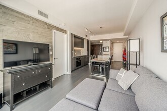 1288 Av. des Canadiens-de-Montréal in Montréal, QC - Building Photo - Building Photo