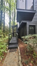 4621 Kings Crossing Dr NE in Kennesaw, GA - Building Photo - Building Photo
