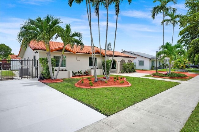 9031 SW 11th St in Miami, FL - Building Photo - Building Photo