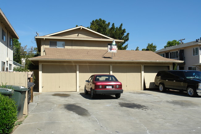 3227 Williamsburg Dr in San Jose, CA - Building Photo - Building Photo