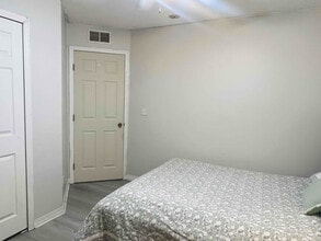 322 NE 23rd Terrace in Cape Coral, FL - Building Photo - Building Photo