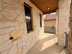 1112 Strickling Dr in Pflugerville, TX - Building Photo - Building Photo