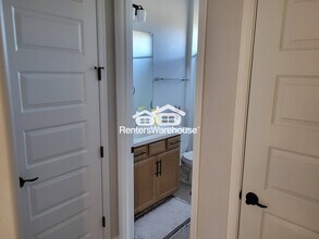 3370 E Constance Wy in Phoenix, AZ - Building Photo - Building Photo