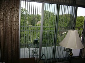 10301 Lake Ave, Unit 805 in Cleveland, OH - Building Photo - Building Photo