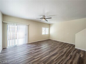 8831 Roping Rodeo Ave in Las Vegas, NV - Building Photo - Building Photo