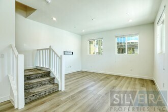3877 Hayfield Loop in San Luis Obispo, CA - Building Photo - Building Photo