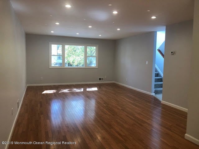 property at 46 Dortmunder Dr
