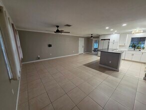 370 Hunt Dr in Merritt Island, FL - Building Photo - Building Photo