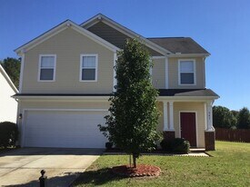 941 Garrison Rd in Charlotte, NC - Building Photo