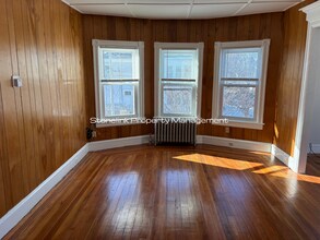 125-127 Pond St in Pawtucket, RI - Building Photo - Building Photo