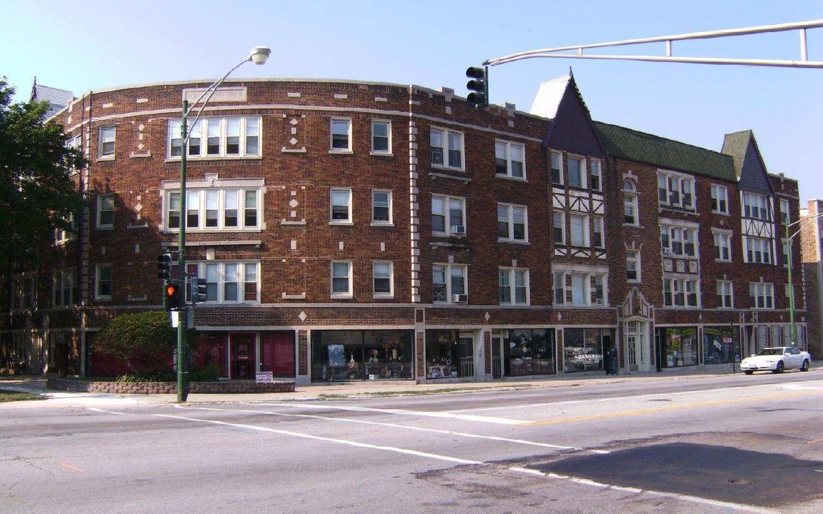 2245 W 111th St in Chicago, IL - Foto de edificio