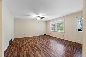 1926 Westwood Dr in Cape Girardeau, MO - Building Photo - Building Photo