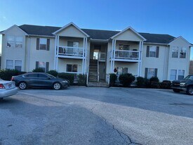 105 Oriole Dr in McMinnville, TN - Building Photo